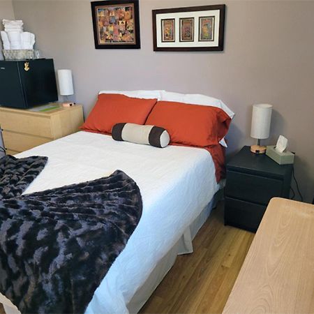 إيدمونتون The Dewberry Homestay B&B المظهر الخارجي الصورة