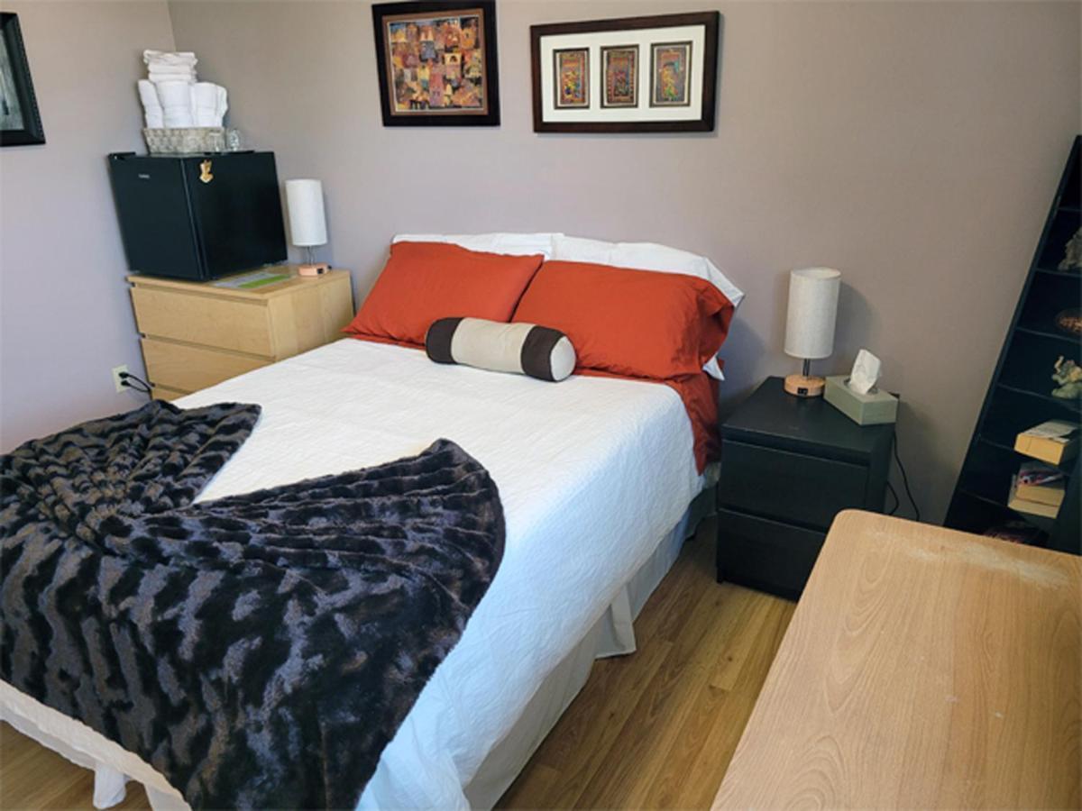 إيدمونتون The Dewberry Homestay B&B المظهر الخارجي الصورة